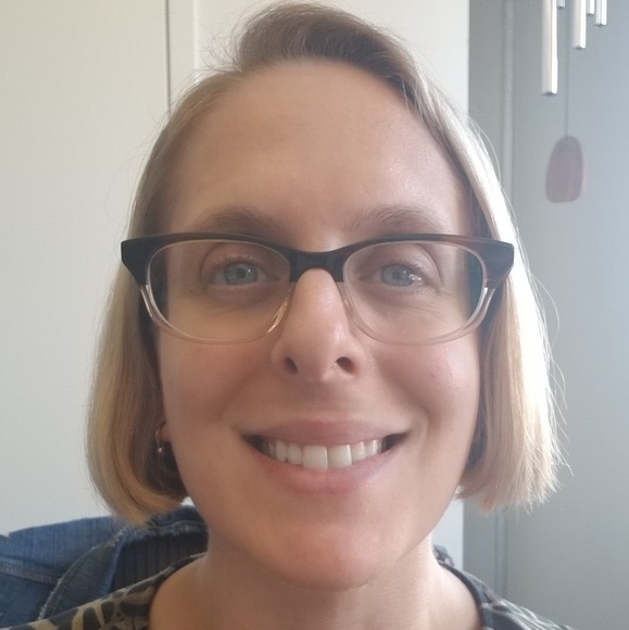 Meet your Posher, Deborah - Picture 1 of 1